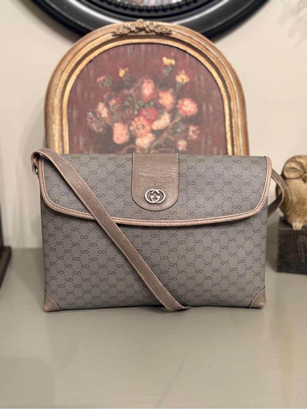Rare Vintage Gucci Micro GG crossbody bag